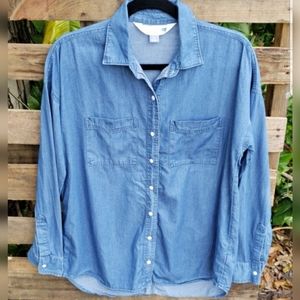XL Old Navy Chambray Boyfriend Shirt